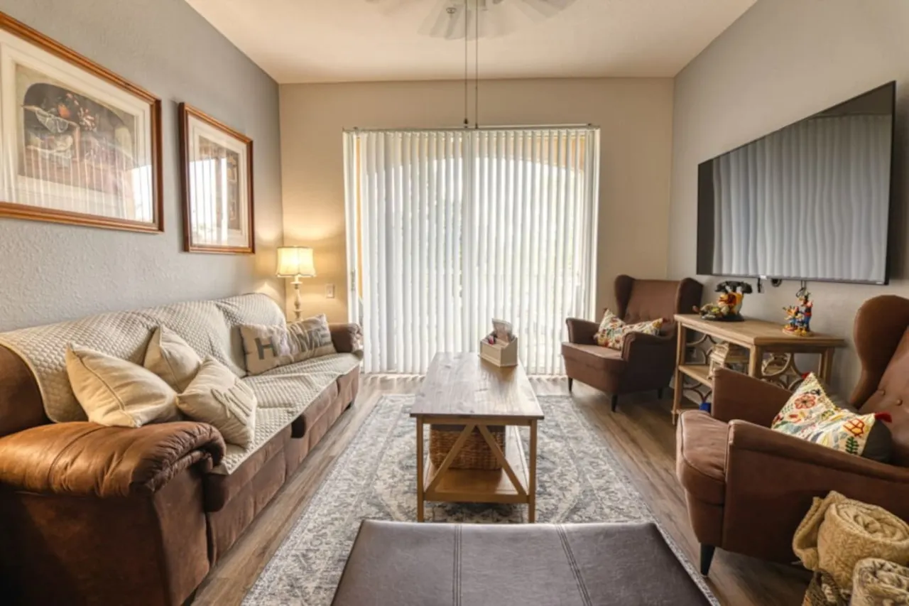 Stylish & Family-Friendly 3-Bedroom Condo Near Disney with Resort Amenities 6