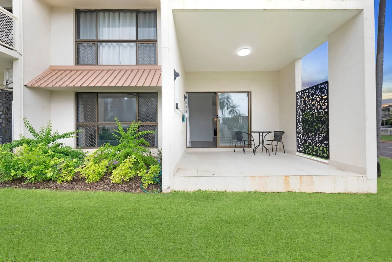 Zen Coastal Hideaway: Modern ~ Hospital ~ Beach — photo 5