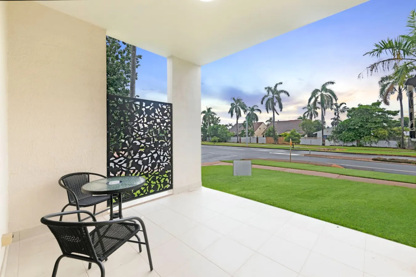 Zen Coastal Hideaway: Modern ~ Hospital ~ Beach 6