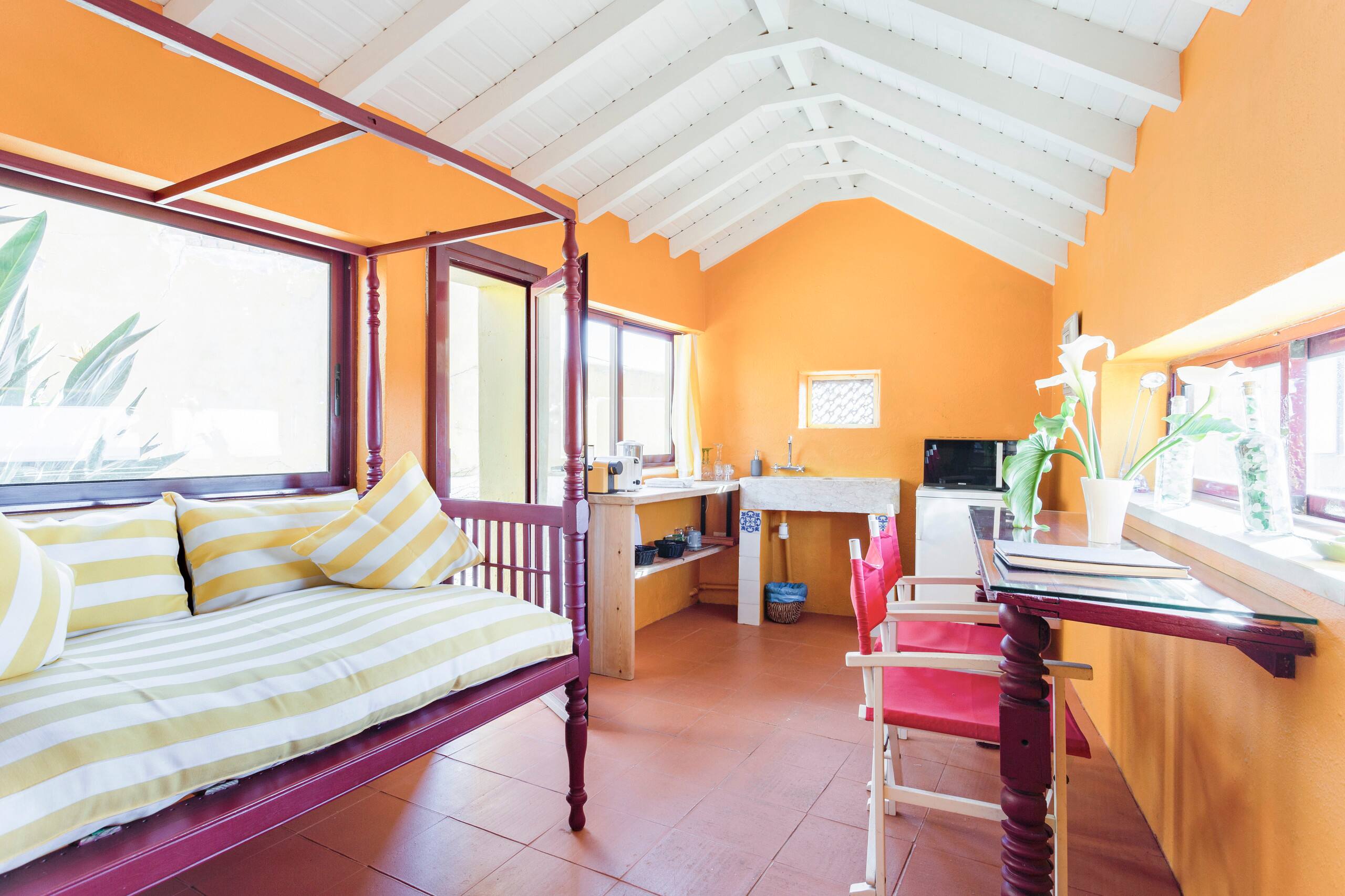 Yellow Room 3