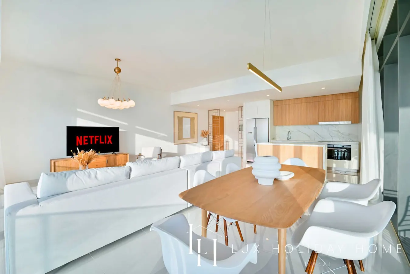 LUX The ULTRA Luxury Palm Dubai Eye View Suite 9