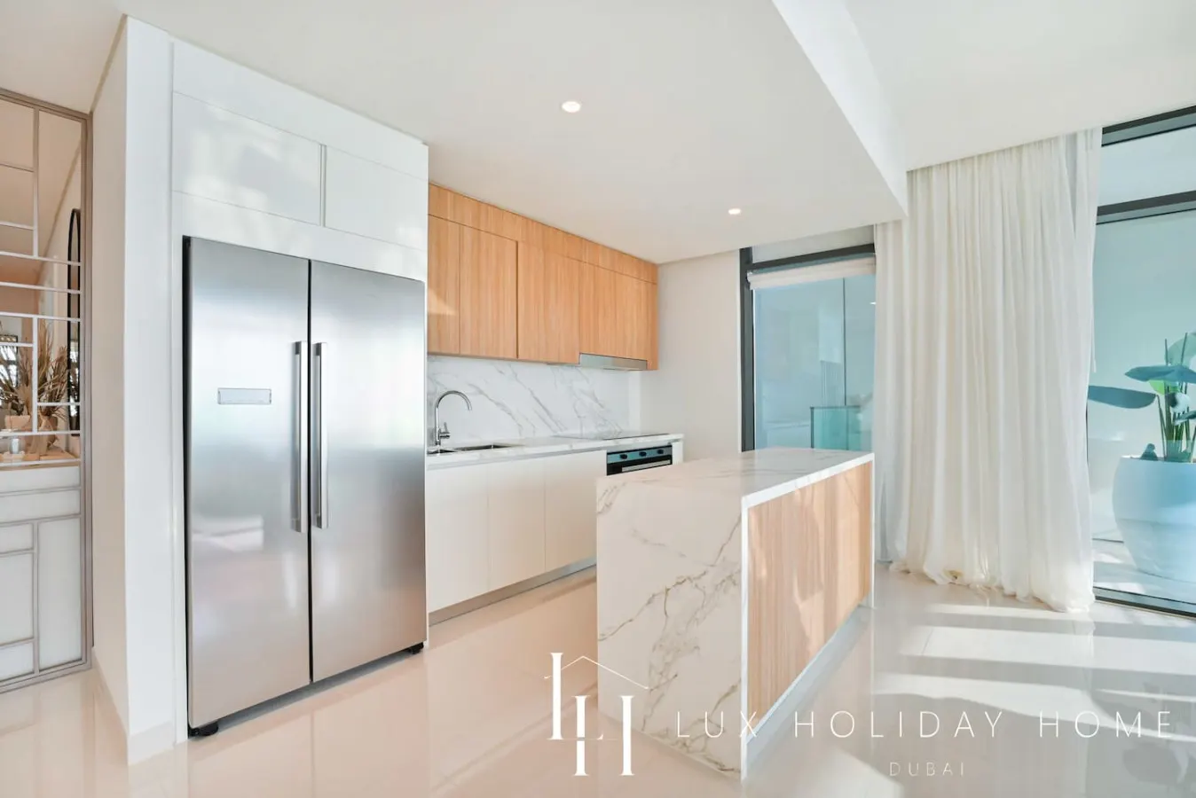 LUX The ULTRA Luxury Palm Dubai Eye View Suite 12