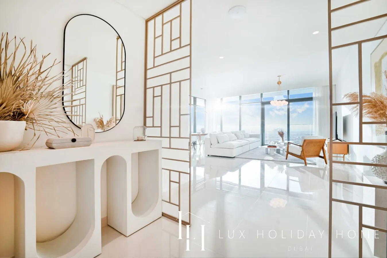 LUX The ULTRA Luxury Palm Dubai Eye View Suite 19