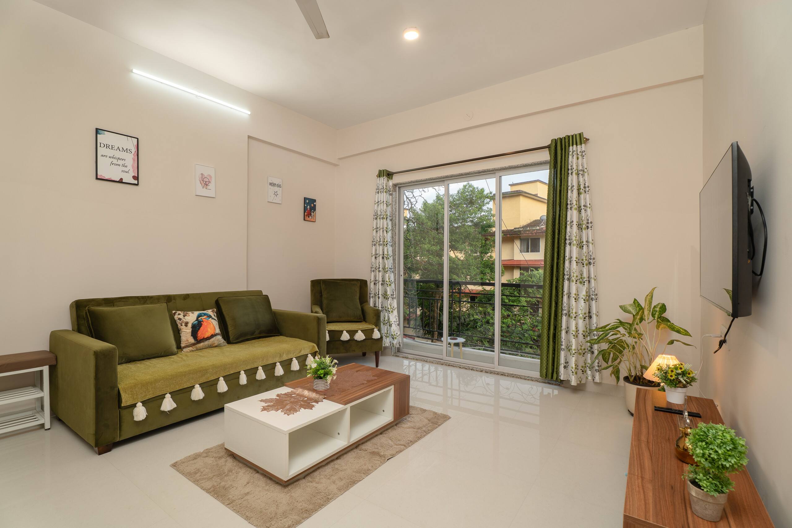 Cozy 1 BHK w Pool, in Porvorim- nr Candolim Beach 10