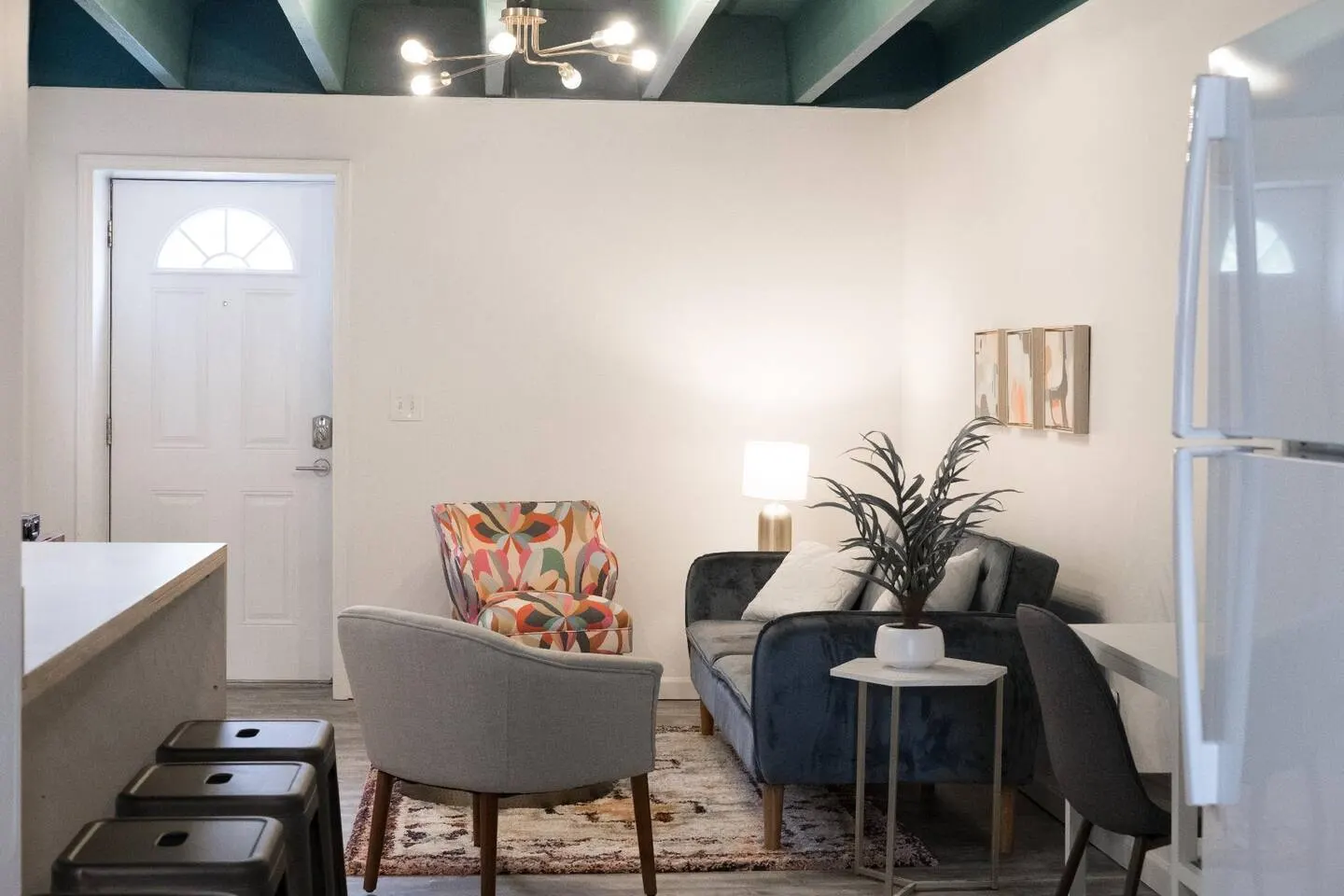 3 Bedroom Downtown Apartment with Bunk Beds — photo 2