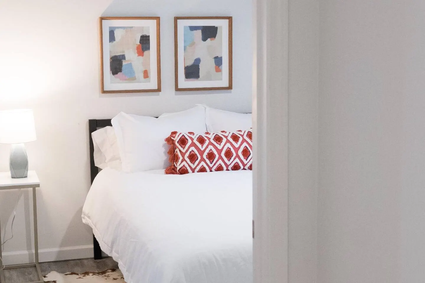 3 Bedroom Downtown Apartment with Bunk Beds 10