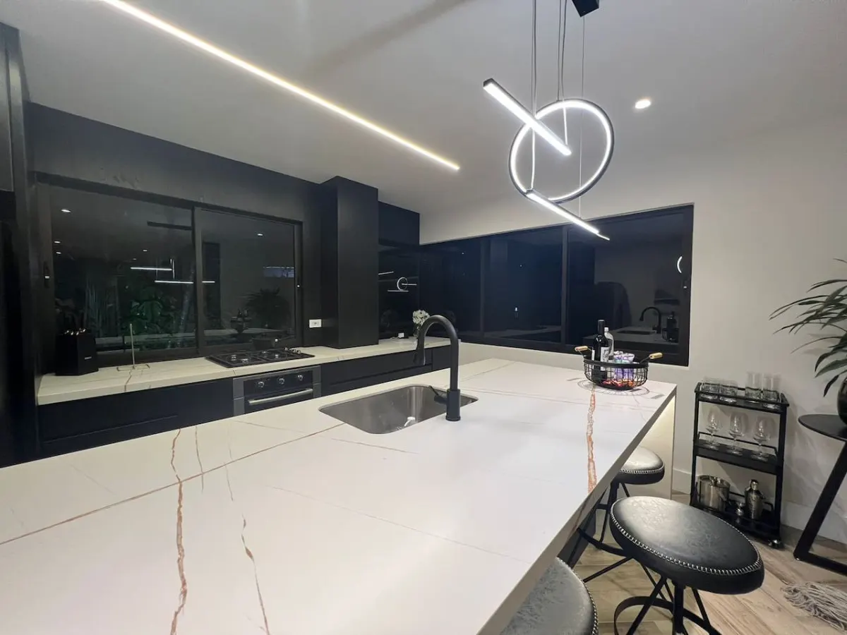 * Serene Heaven: 2Bed+2 Baths 11