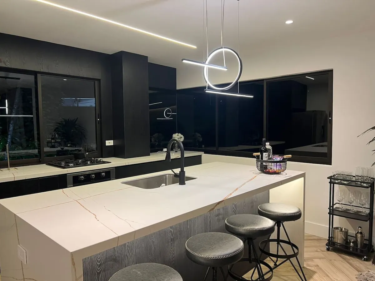 * Serene Heaven: 2Bed+2 Baths 8