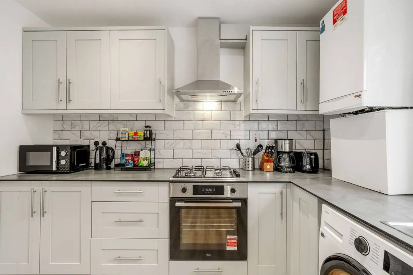 Spacious East London House With Parking 4