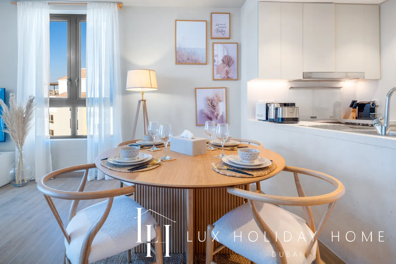LUX The La Mer Infinity View - Luxury Boho Suite 1 10