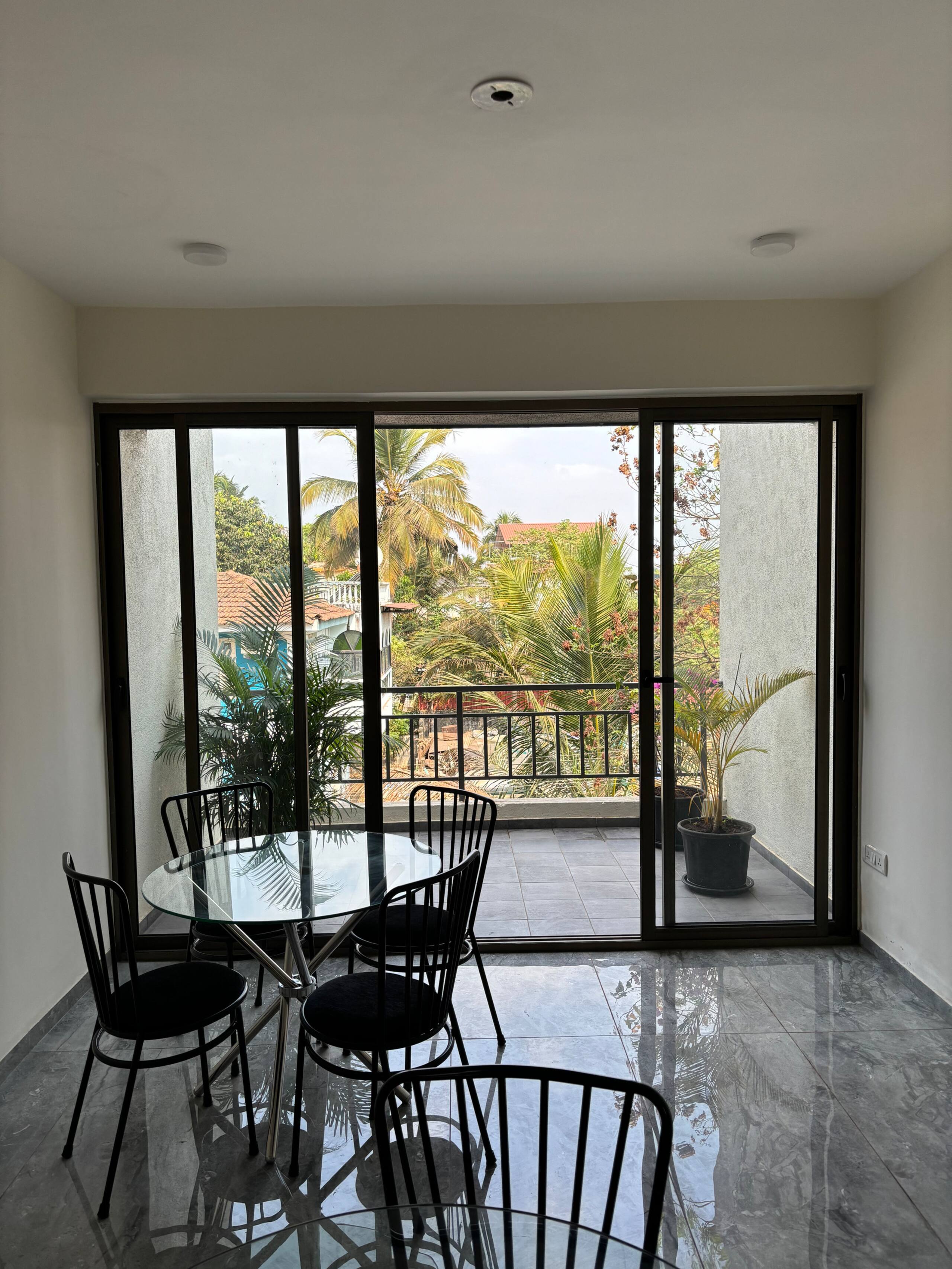 Sol Studio with Free Breakfast in North Goa 9
