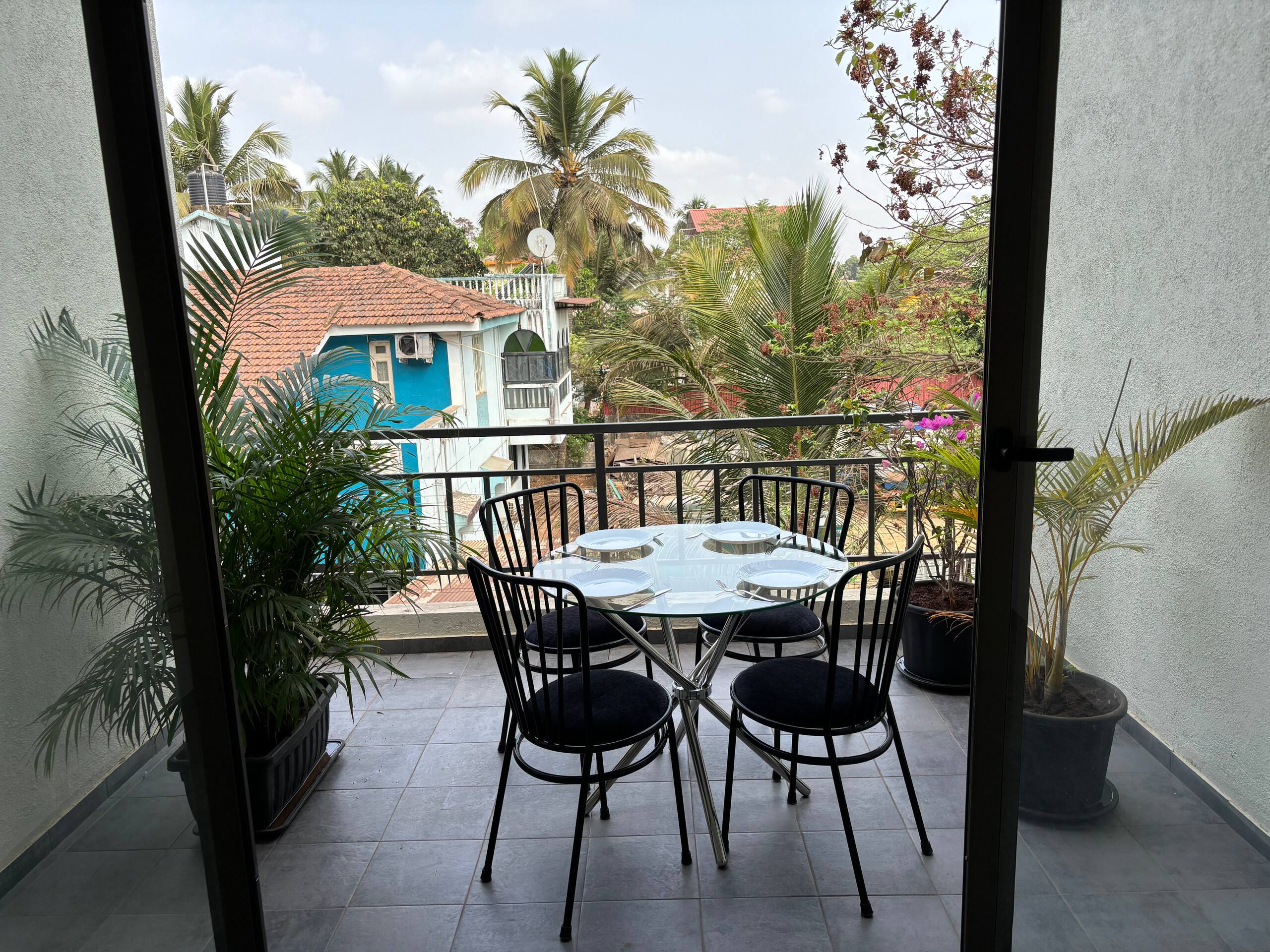 Sol Studio with Free Breakfast in North Goa 7