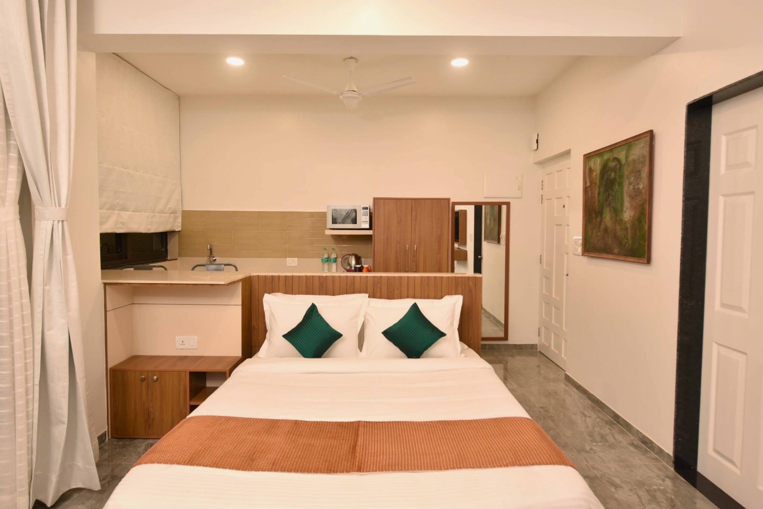Sol Studio with Free Breakfast in North Goa 1