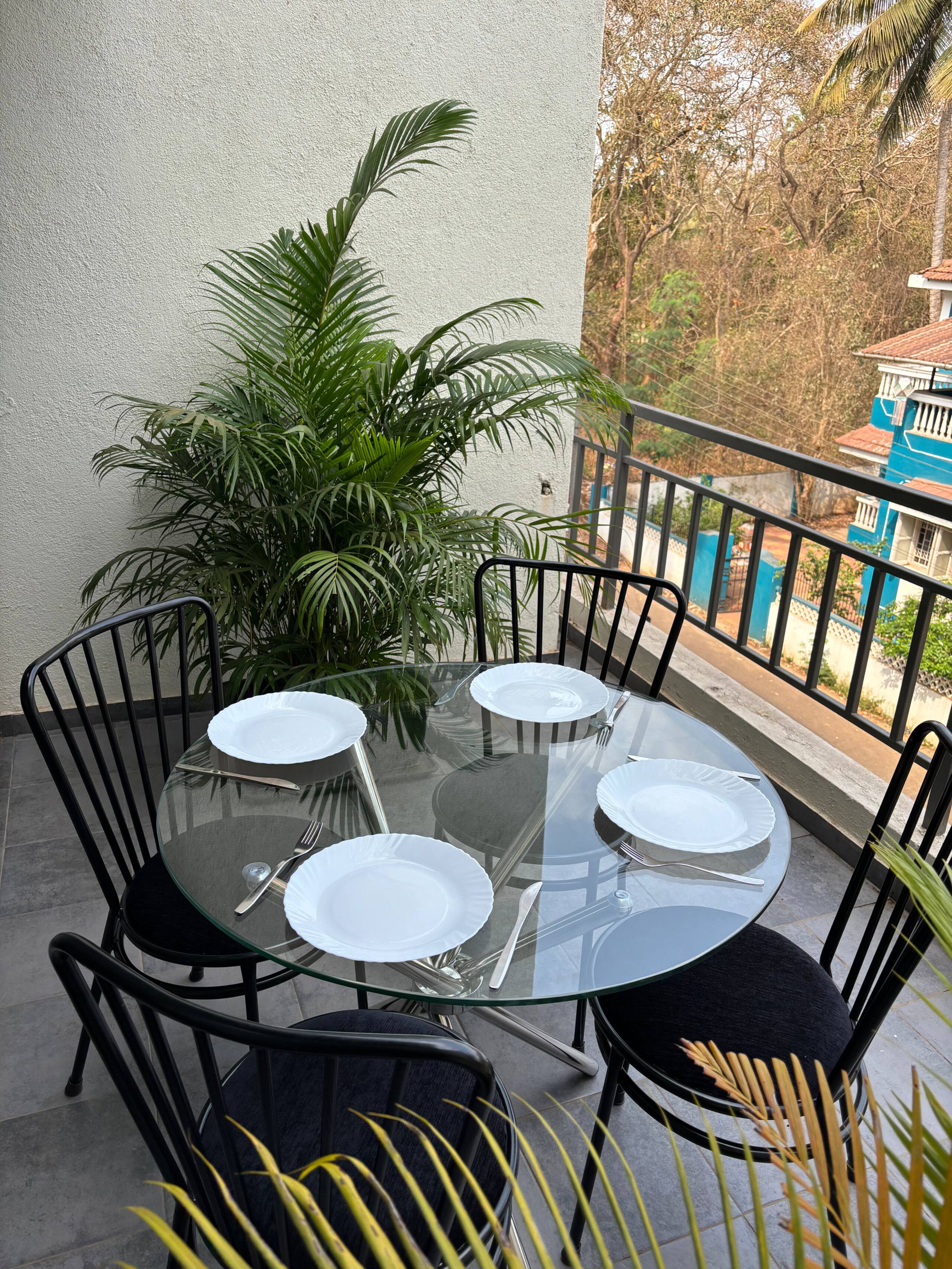 Sol Studio with Free Breakfast in North Goa 8