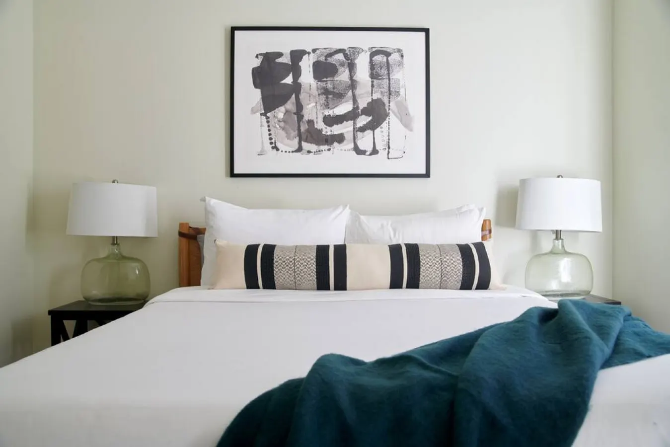 FIDI Boston Lovely 2BR | Close to the T! — photo 5