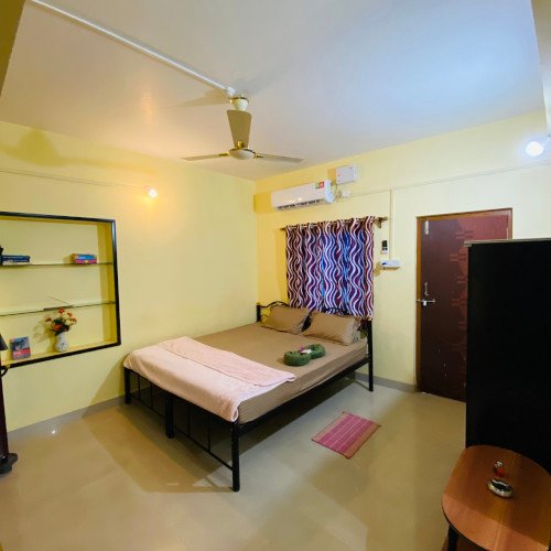Gurukrupa guest house R2 8