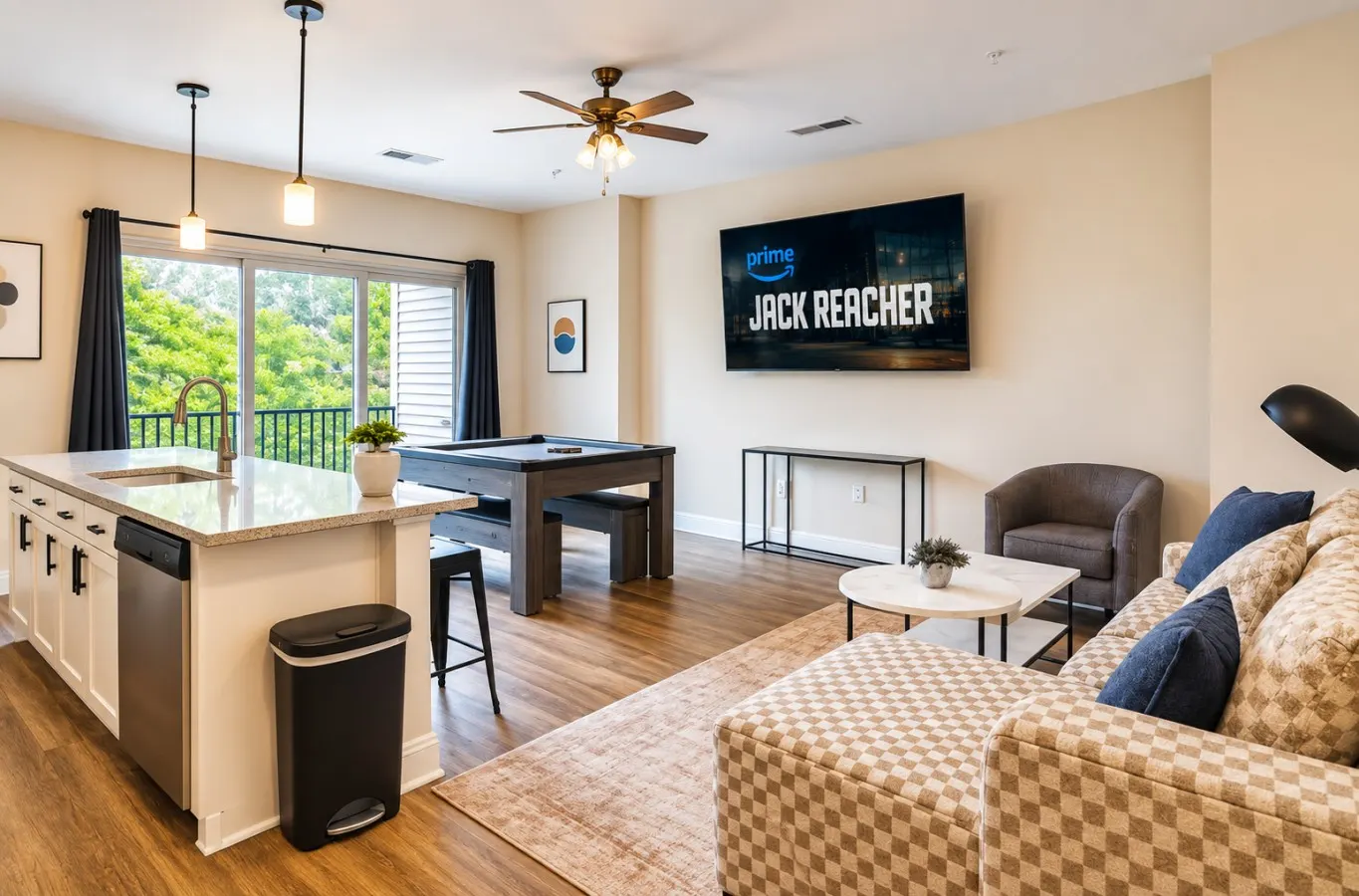 Family & Group Retreat|3 Queens Beds + Pool Table 2nd