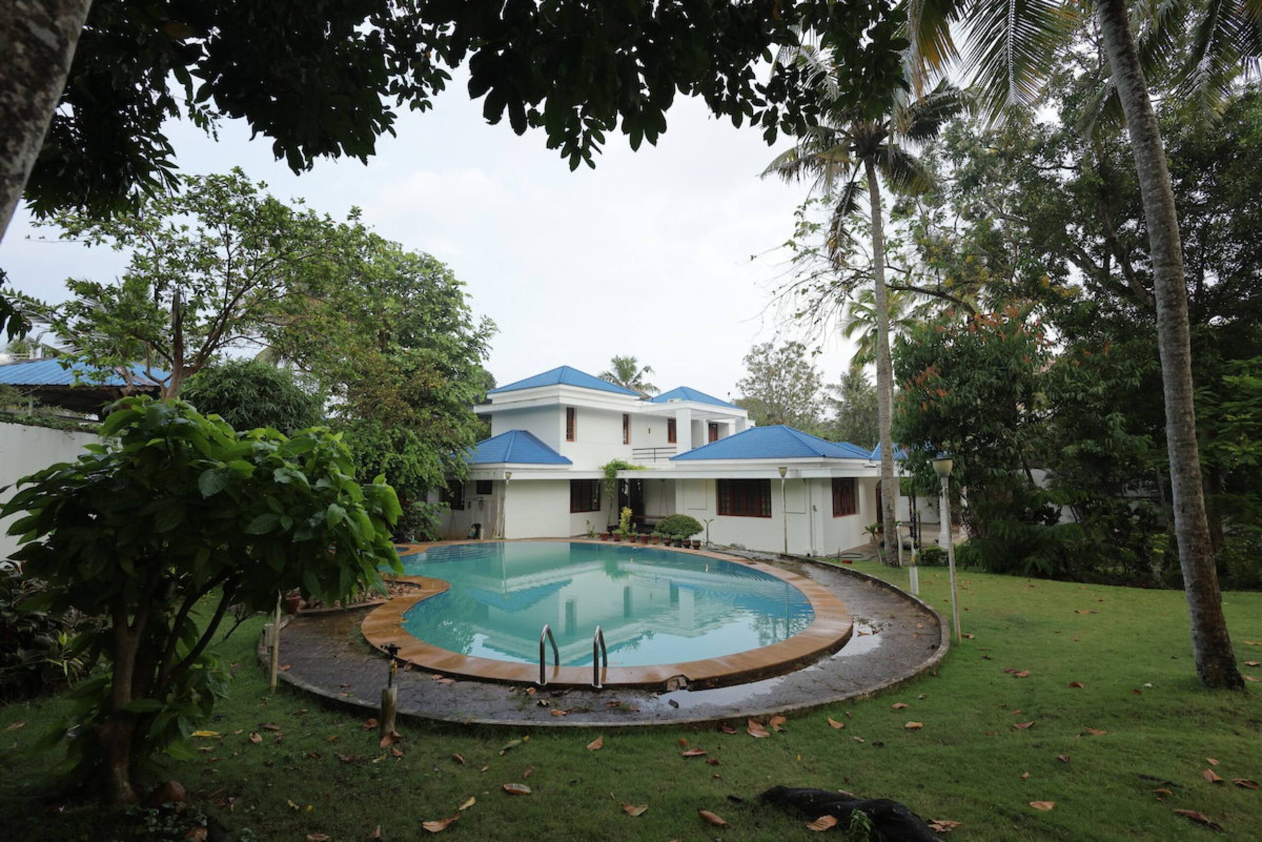 happifistays pool villa 33