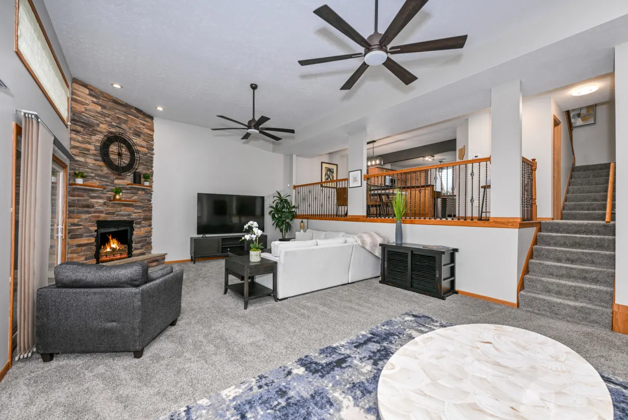 Wadsworth Condo 3 Bed 2.5 Bath