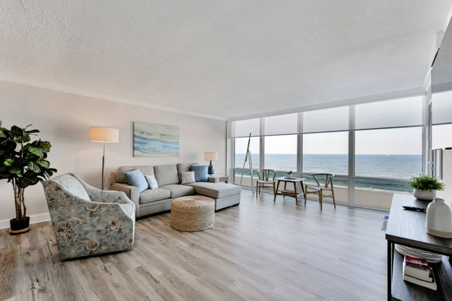 Beachfront Serene 2BR/2BA Stunning Views 11