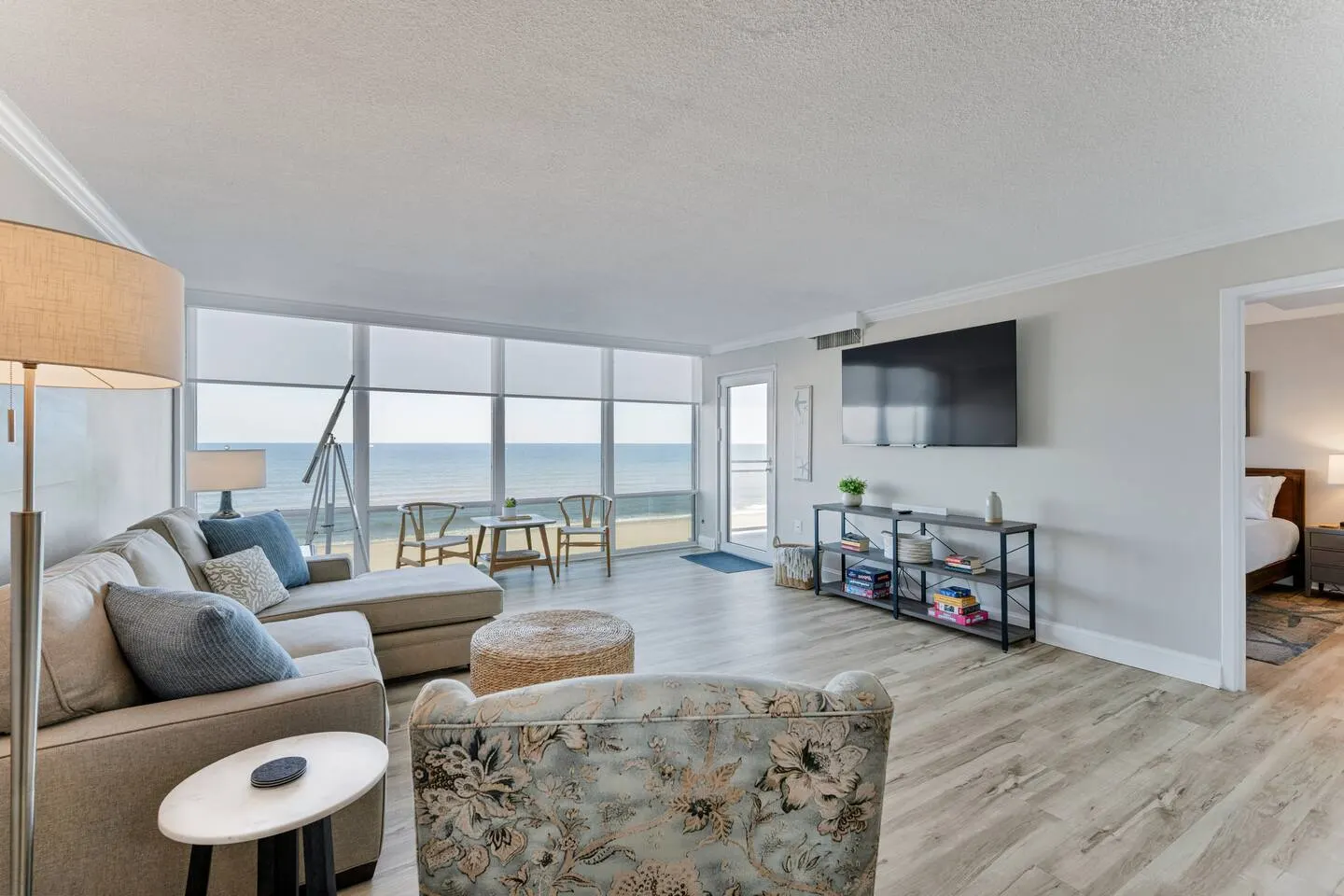 Beachfront Serene 2BR/2BA Stunning Views 12