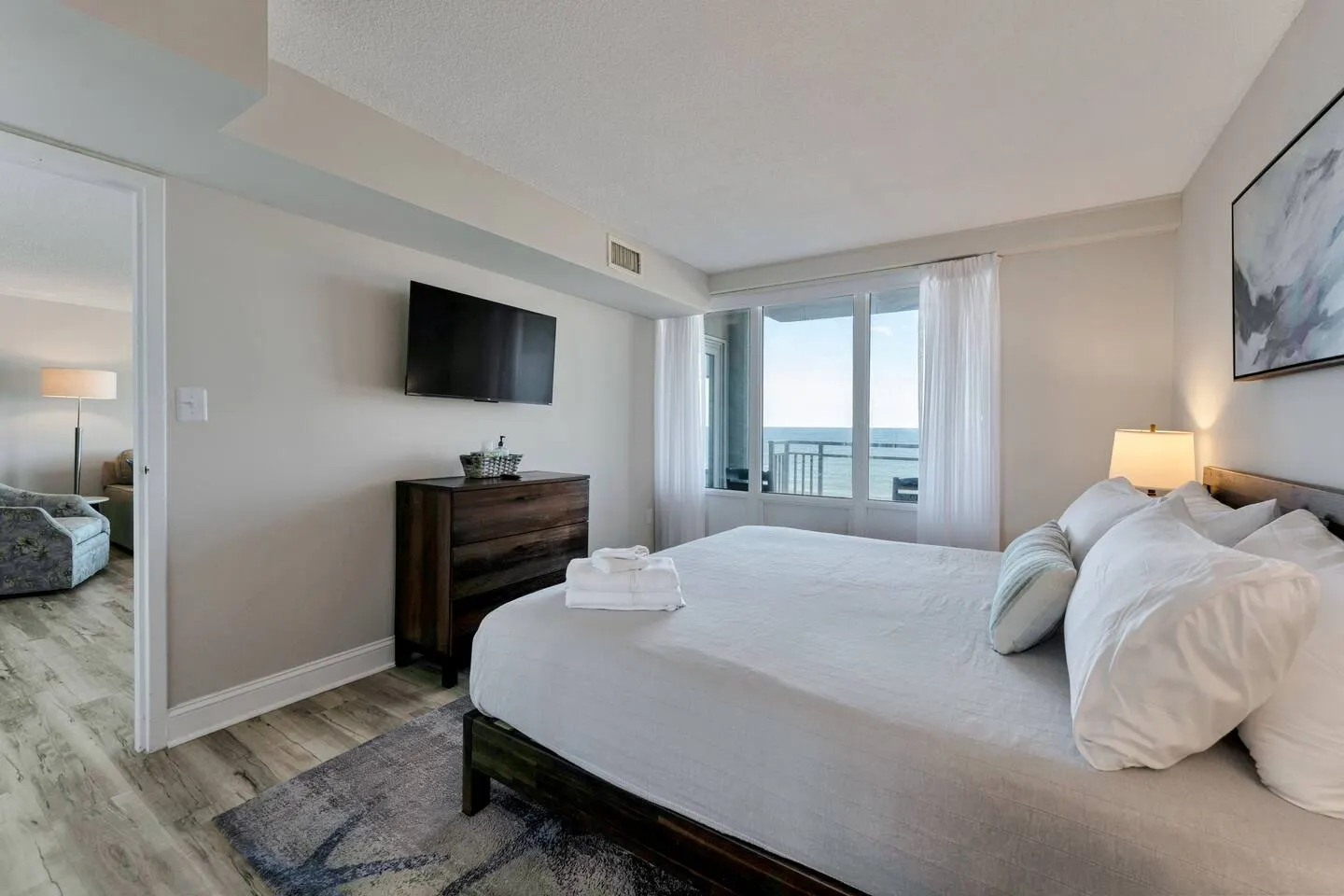 Beachfront Serene 2BR/2BA Stunning Views 15