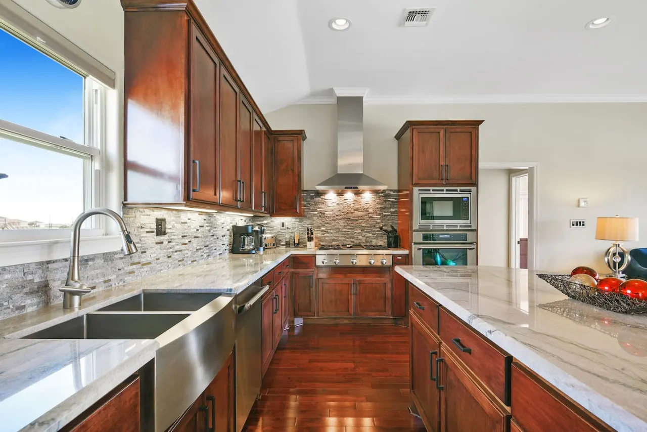 Dancing with Waves 3 bedrooms 2 baths by Rose 16