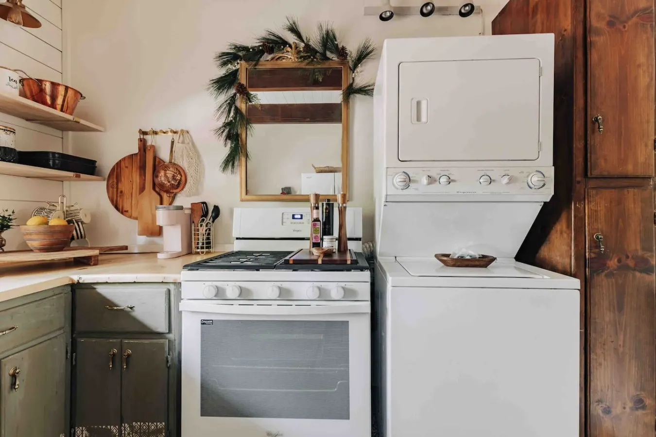 TOP RATED Boho Mountain Retreat: Pet-Friendly! 18