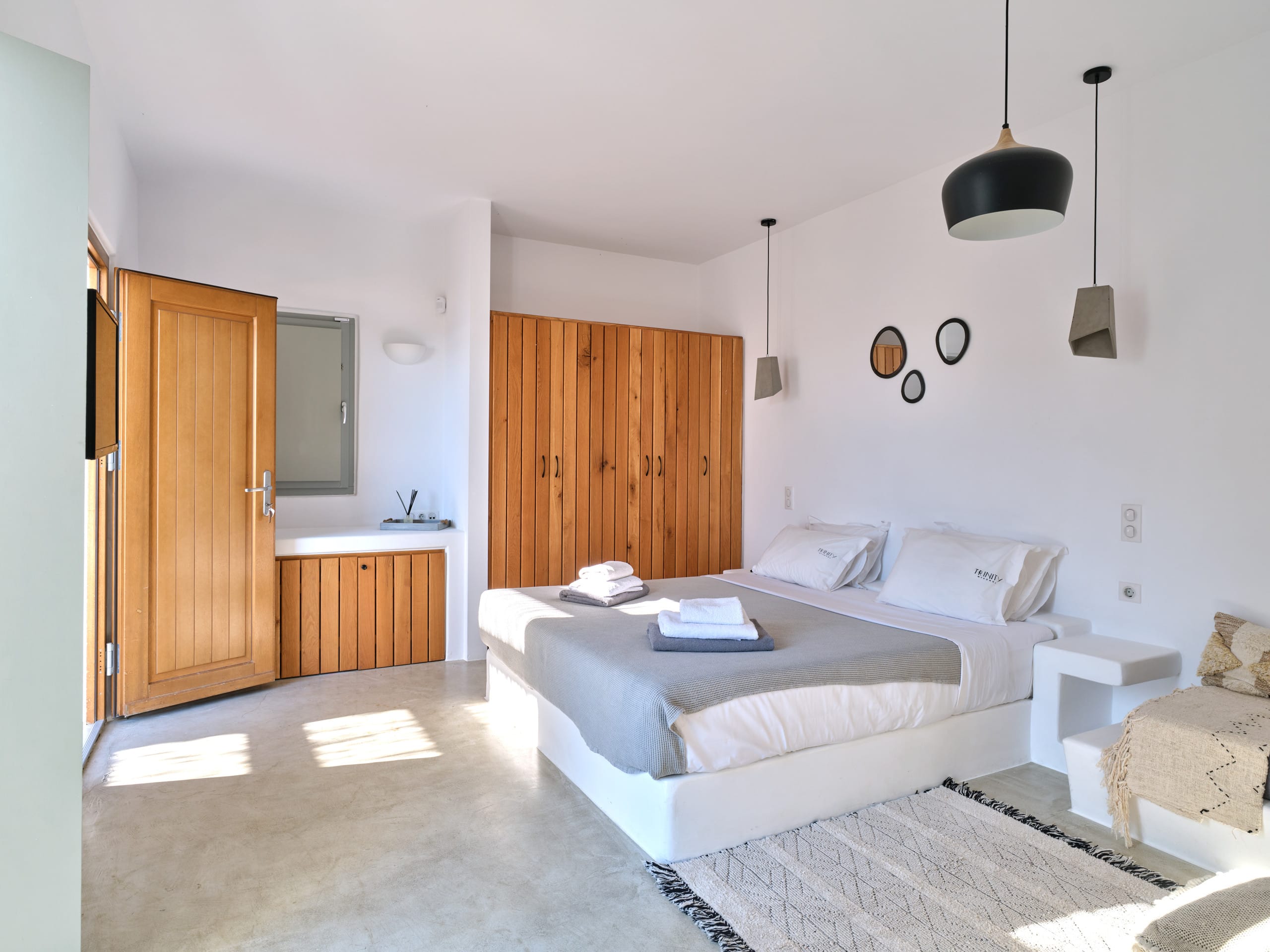 Trinity Mykonos | Sea view Villa near Scorpios 36