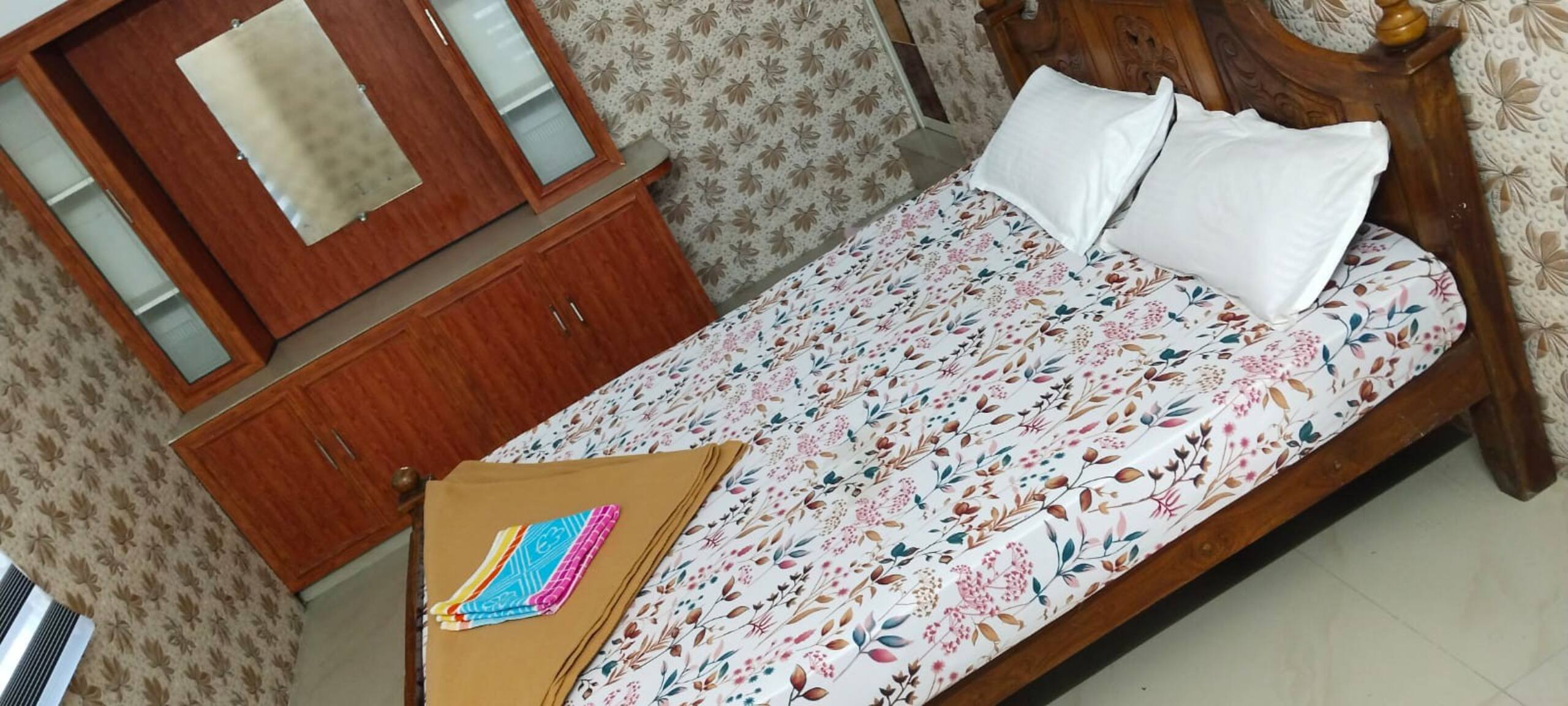 brother holidays vagamon 2 &4 &6 bed room cottage 7