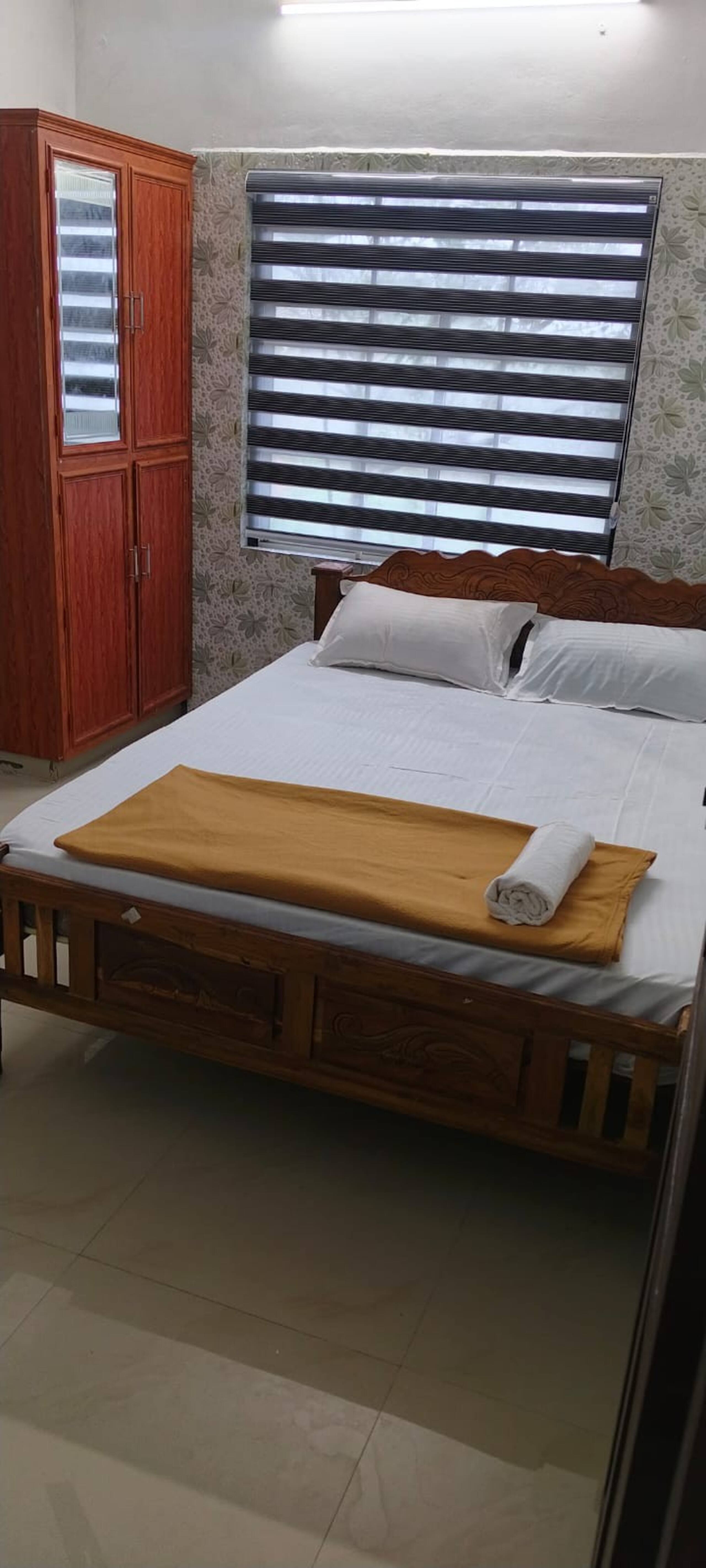 brother holidays vagamon 2 &4 &6 bed room cottage 17