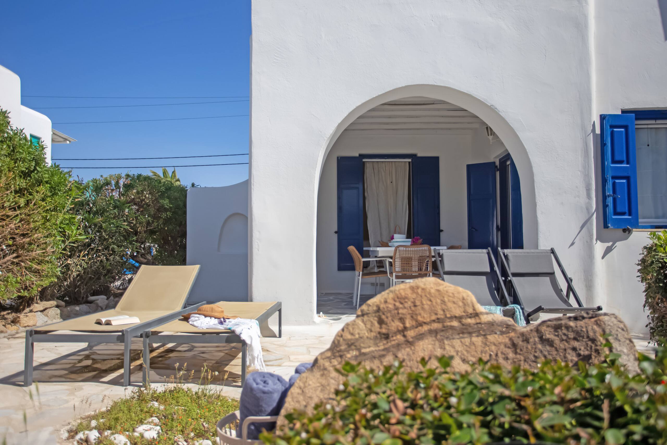 Mykonian Style Pool House 8 8