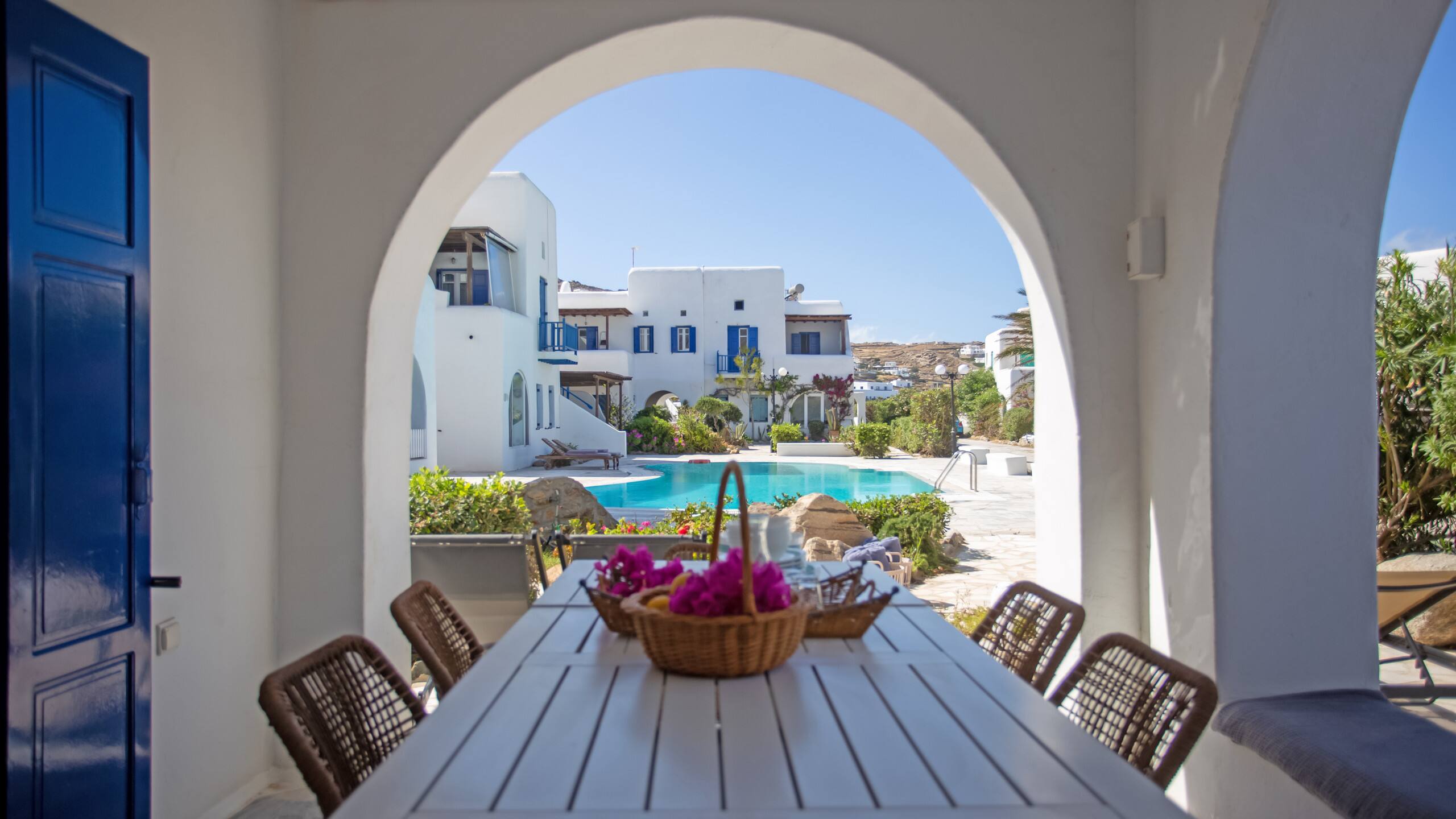 Mykonian Style Pool House 8 — photo 3