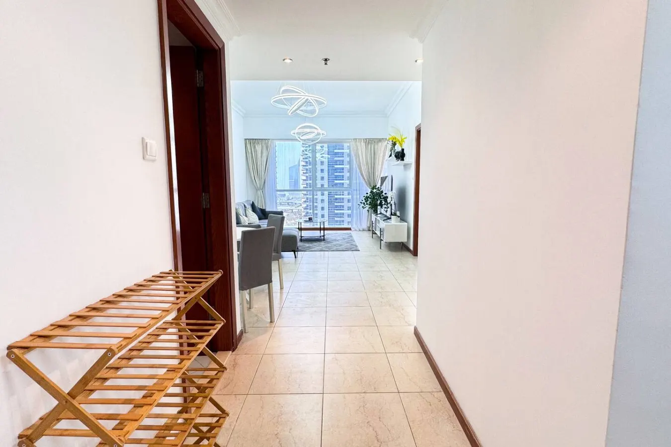 Jumeriah Lake Tower - Lake View (JLT) (MAG214) (1) 17