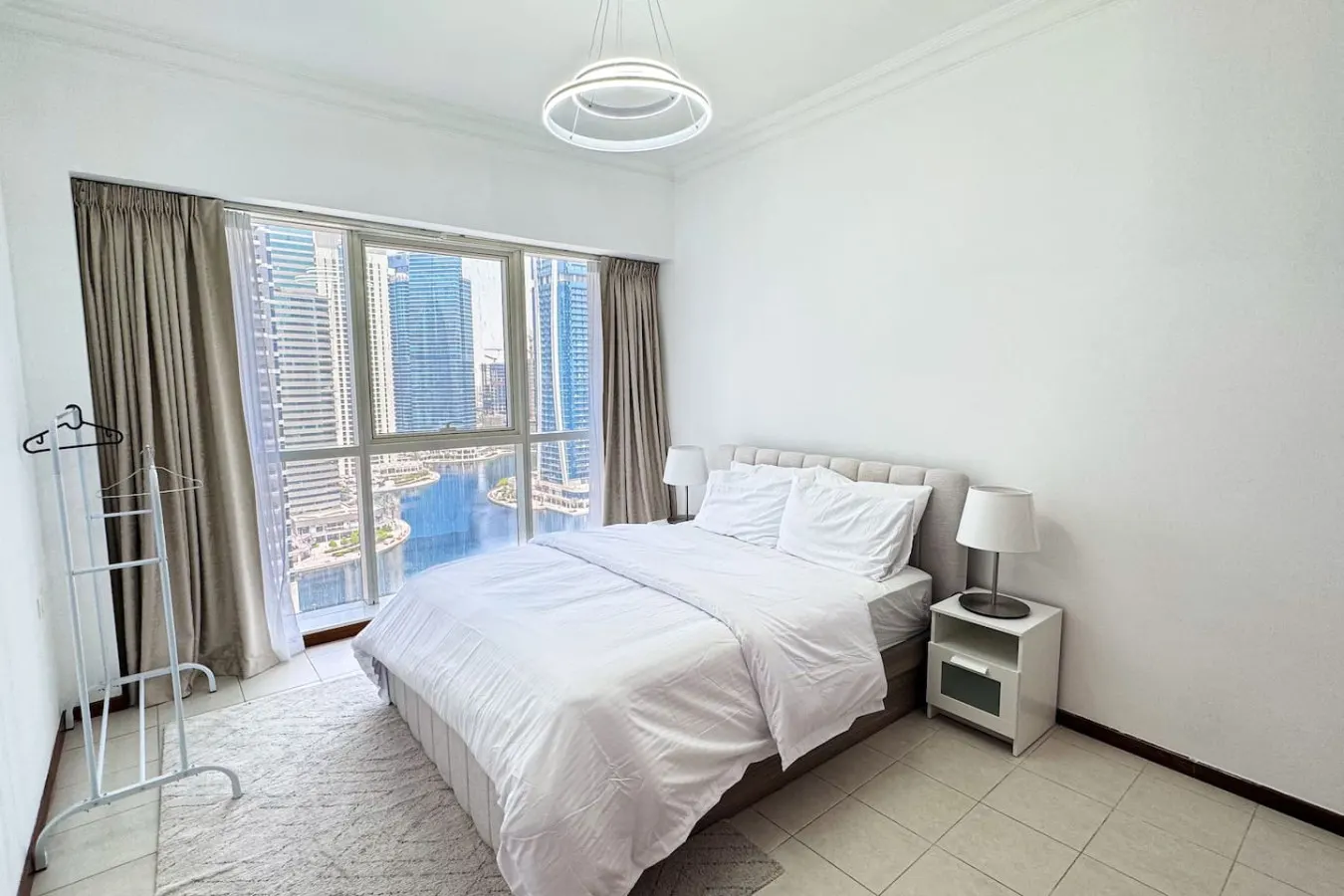 Jumeriah Lake Tower - Lake View (JLT) (MAG214) (1) 6