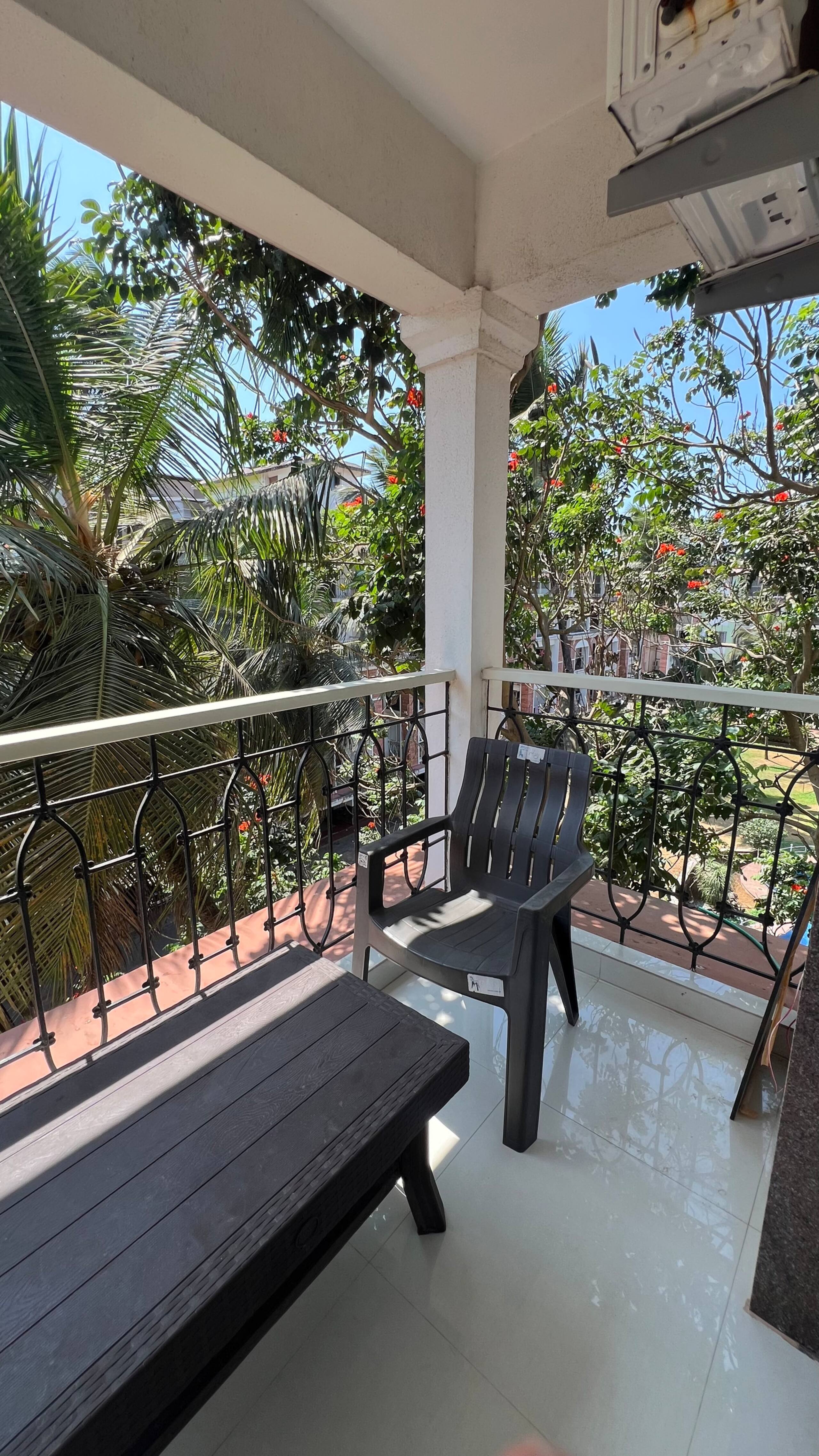 Boho & Beach Themed Studio | 1KM from Beach | Pool 16