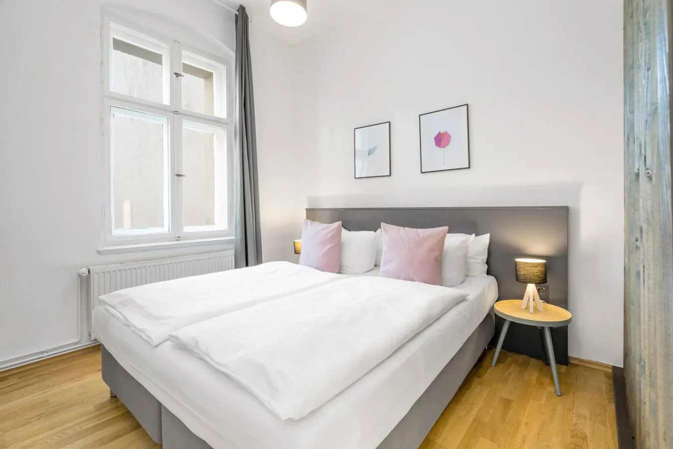 Modern Studio Apartment next to Rosenthaler Platz — photo 3