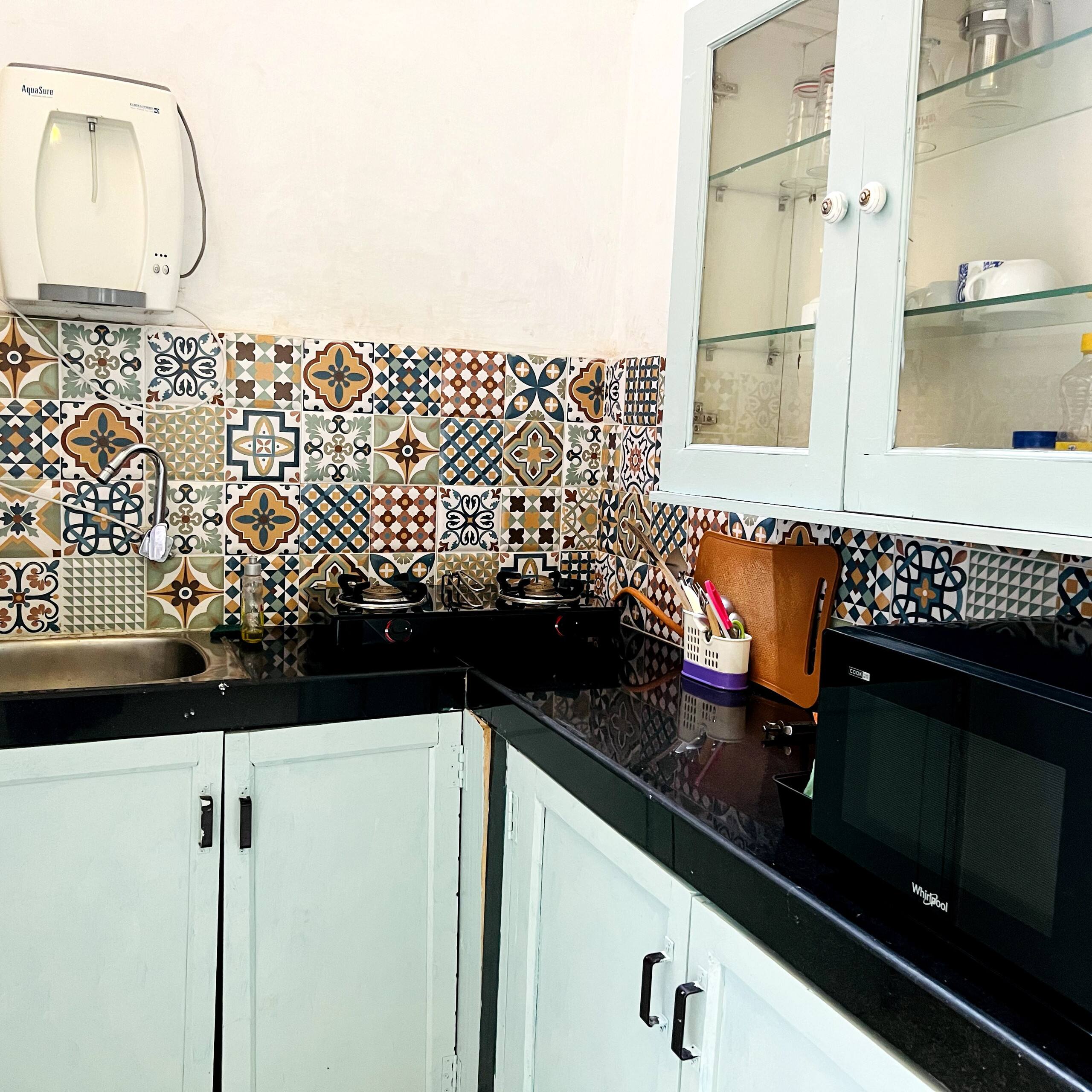 Hidden Garden Cottage in Calangute | Private 10