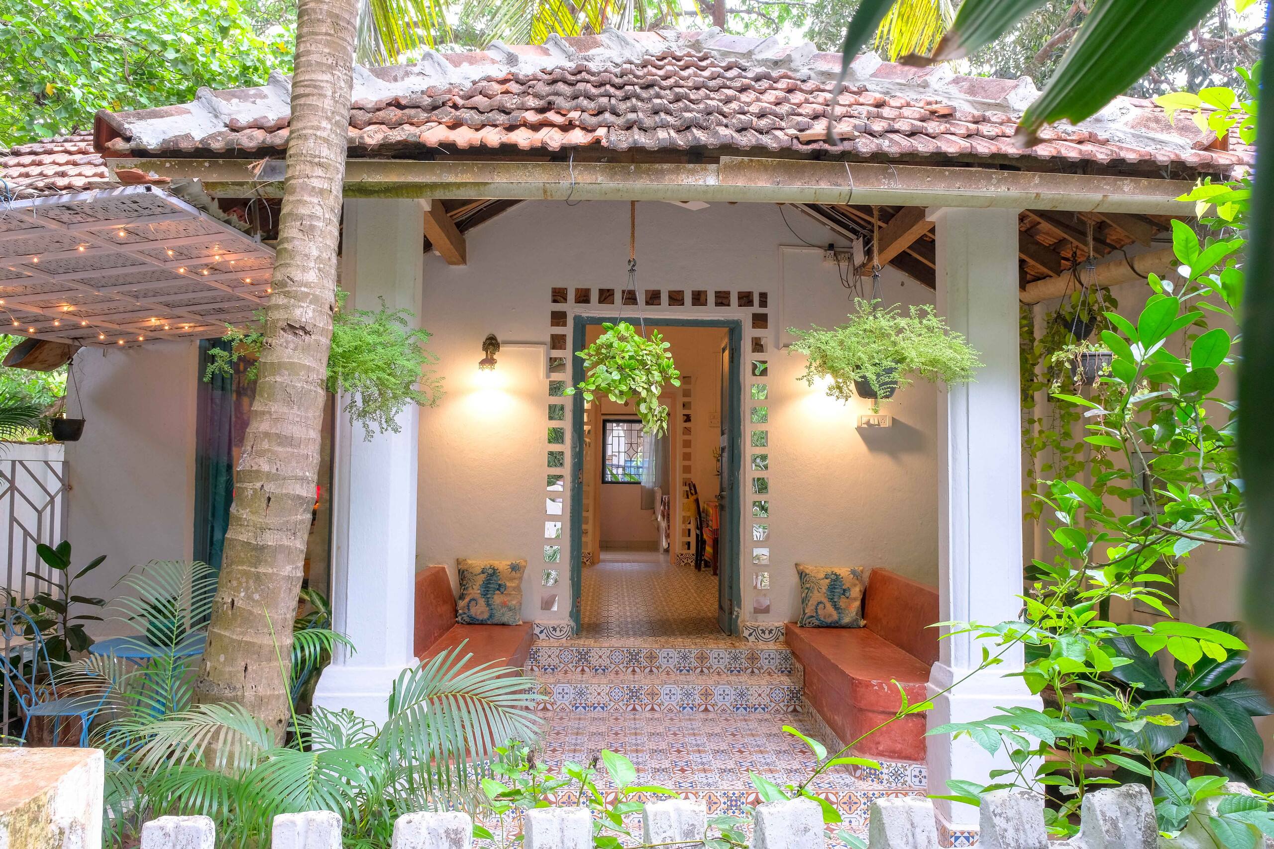 Hidden Garden Cottage in Calangute | Private 7