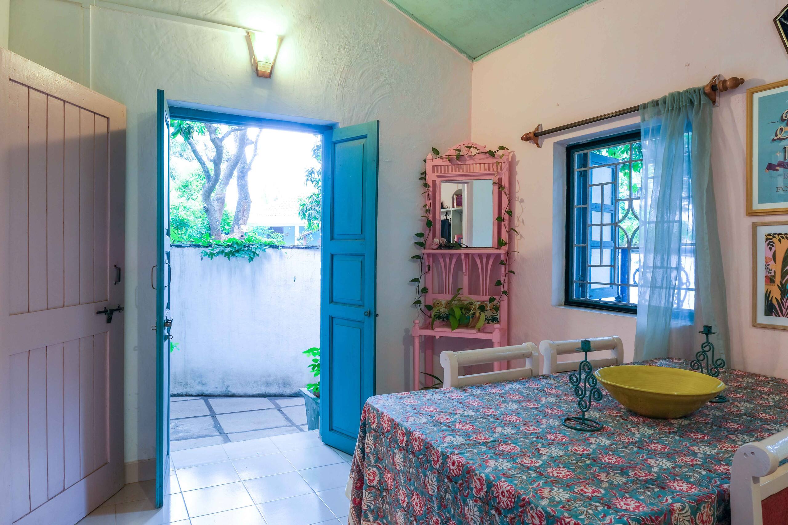 Hidden Garden Cottage in Calangute | Private 16
