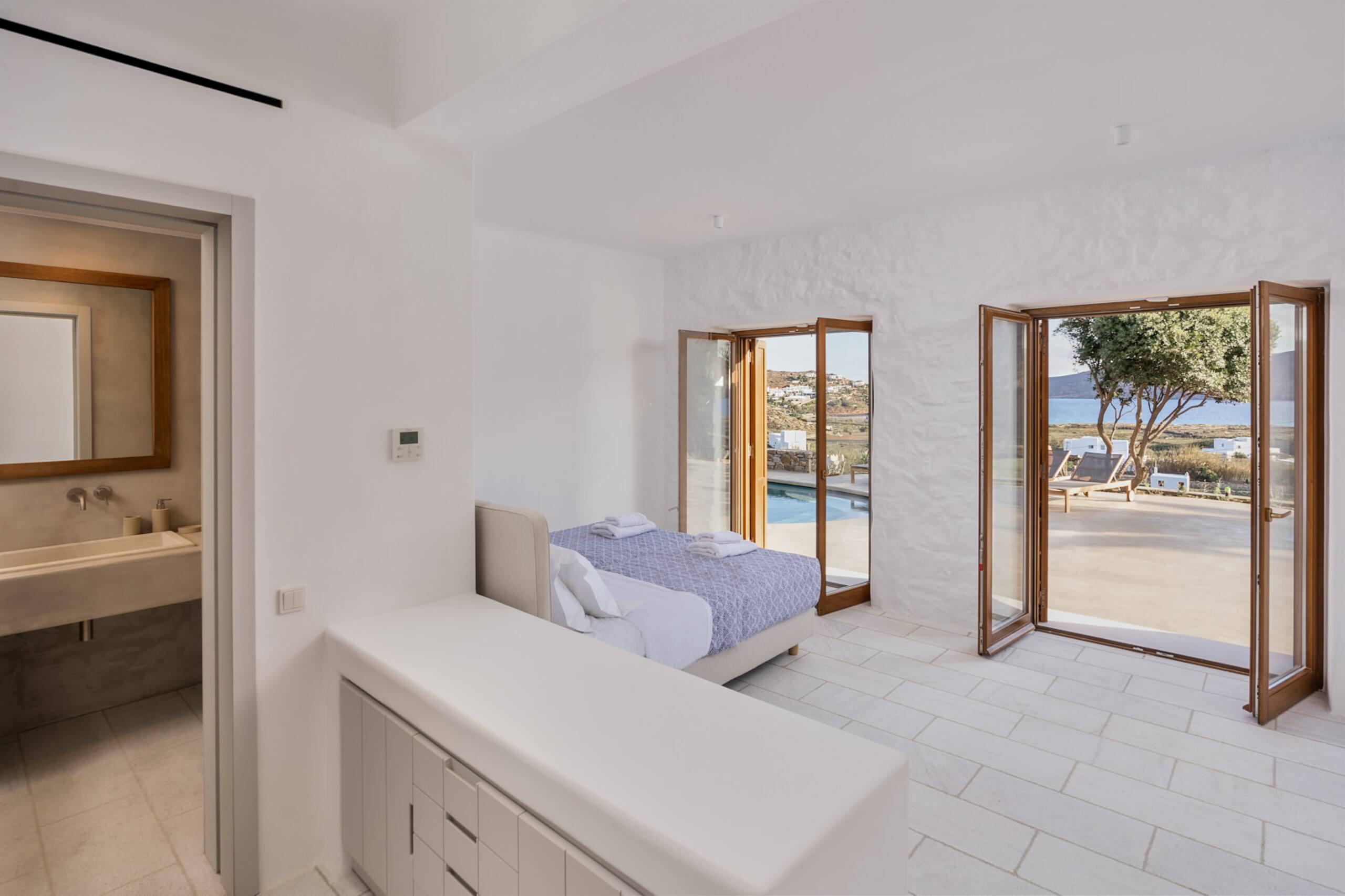 Christina's Panormos Villa 19