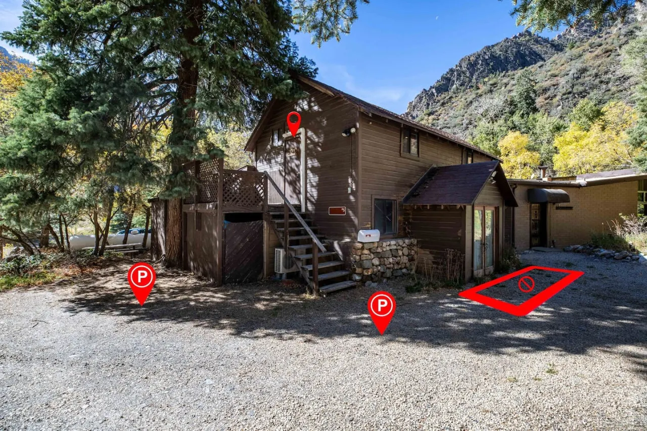 Mountain Apartment Located in BigCottonwood Canyon 15