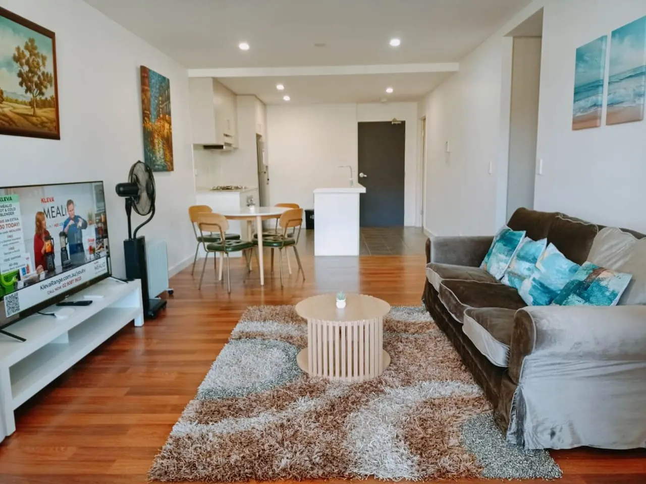 Dee Why 2BR Apartment Near Beach & Shops