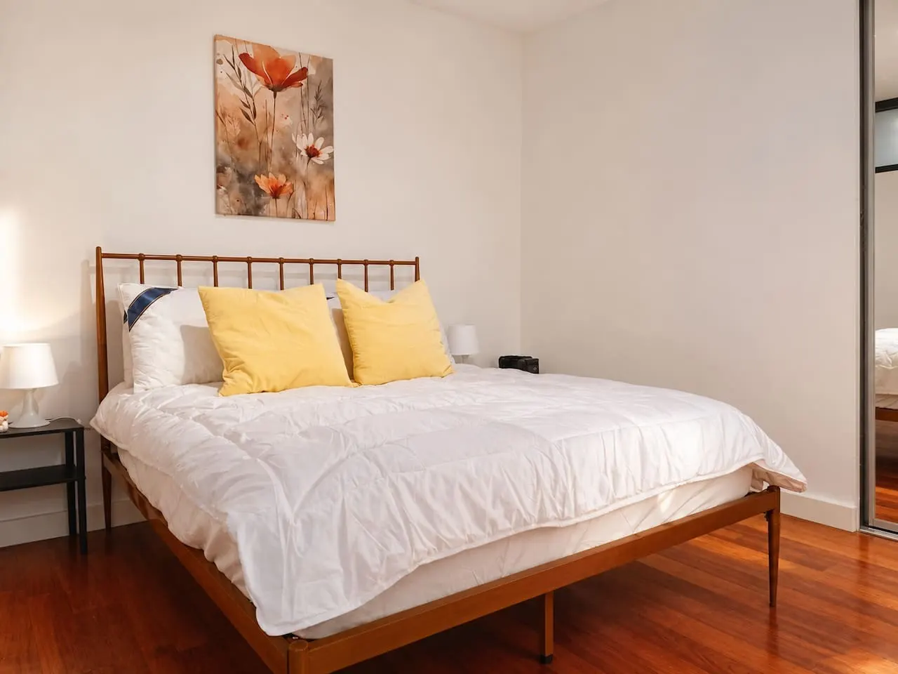 Dee Why 2BR Apartment Near Beach & Shops 7