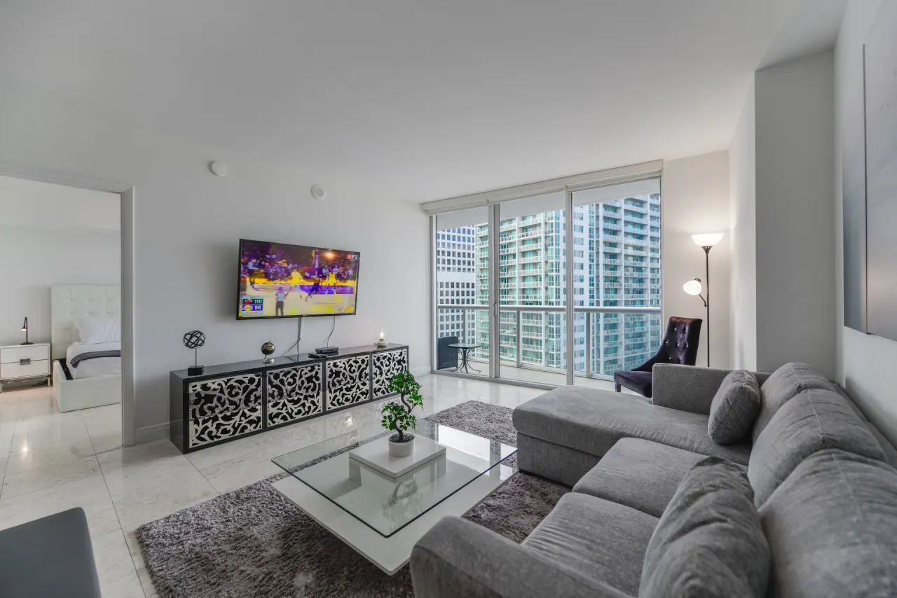 Apt 3107 Brickell Icon -Icon 1 bedr condo 2