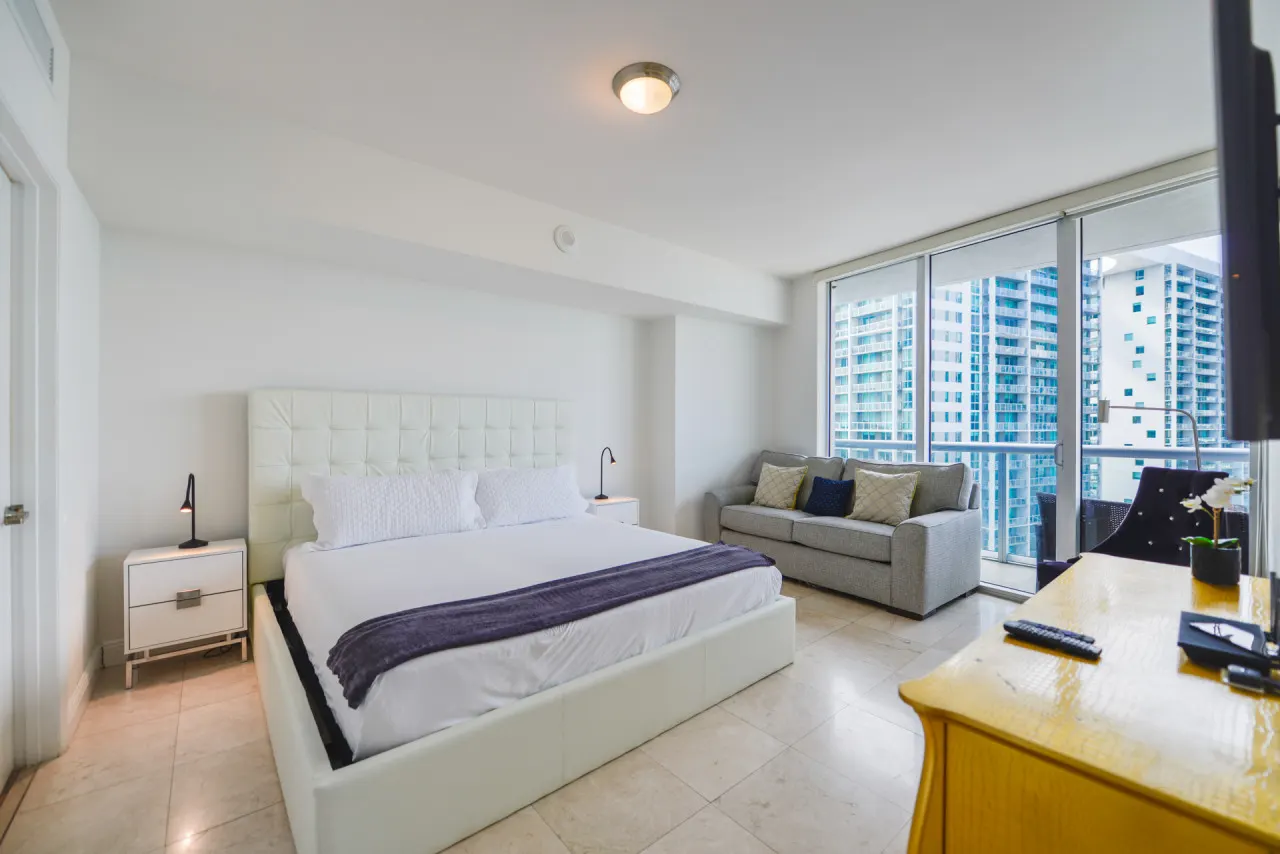 Apt 3107 Brickell Icon -Icon 1 bedr condo 10
