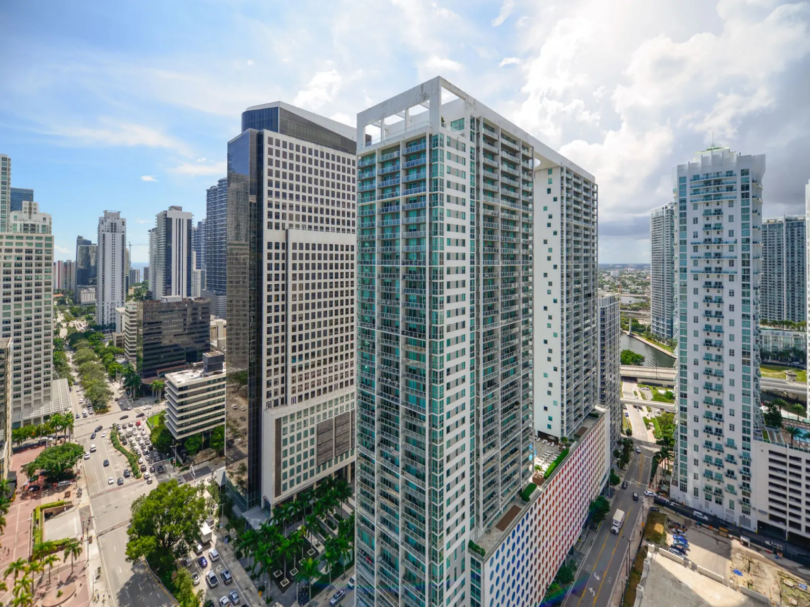 Apt 3107 Brickell Icon -Icon 1 bedr condo 16