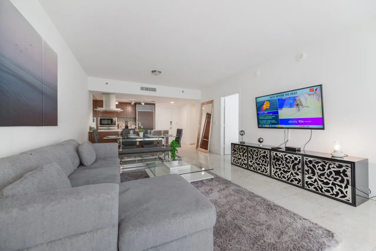 Apt 3107 Brickell Icon -Icon 1 bedr condo 5