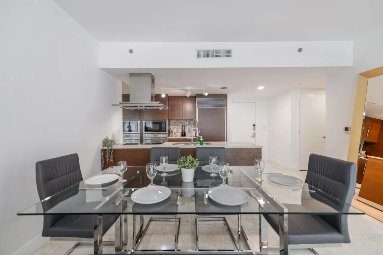 Apt 3107 Brickell Icon -Icon 1 bedr condo 7