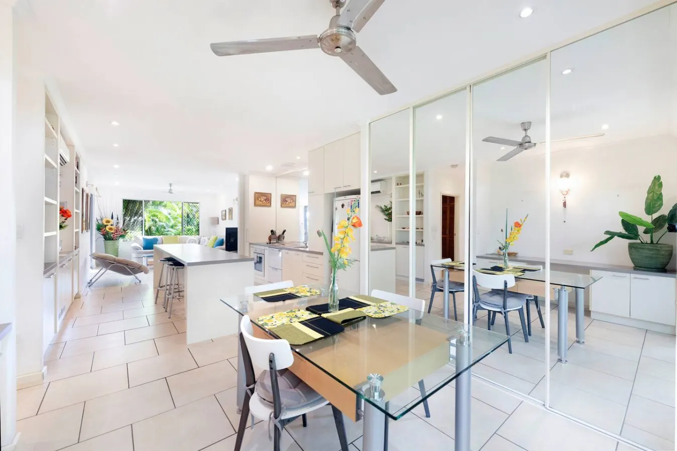 Zen Treetops ~ 2BR unit in Larrakeyah with private pool 13